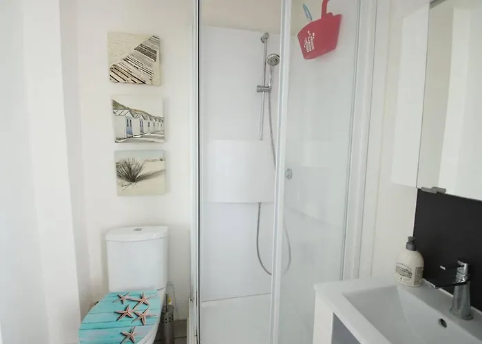 Joli A 3 Min De La - Renove En Avril 2025 Apartment *