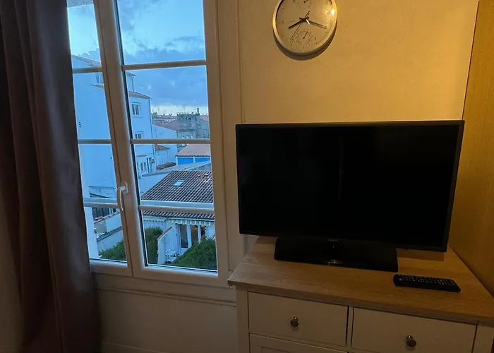 Joli A 3 Min De La - Renove En Avril 2025 * Royan